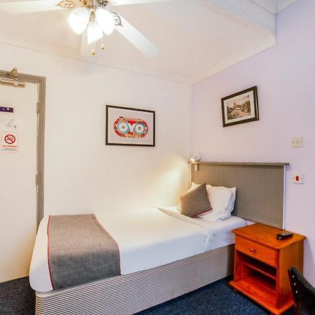 Marina Hotel Sandown Kültér fotó