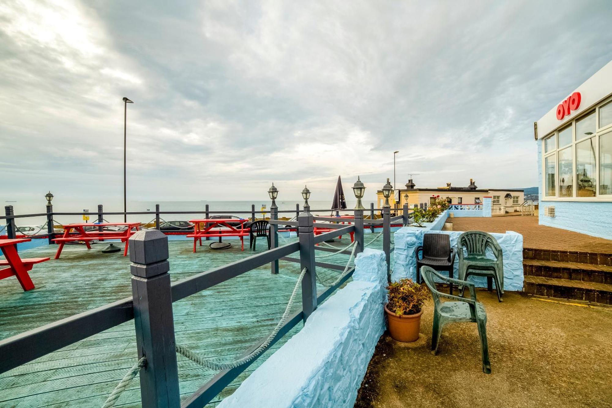 Marina Hotel Sandown Kültér fotó