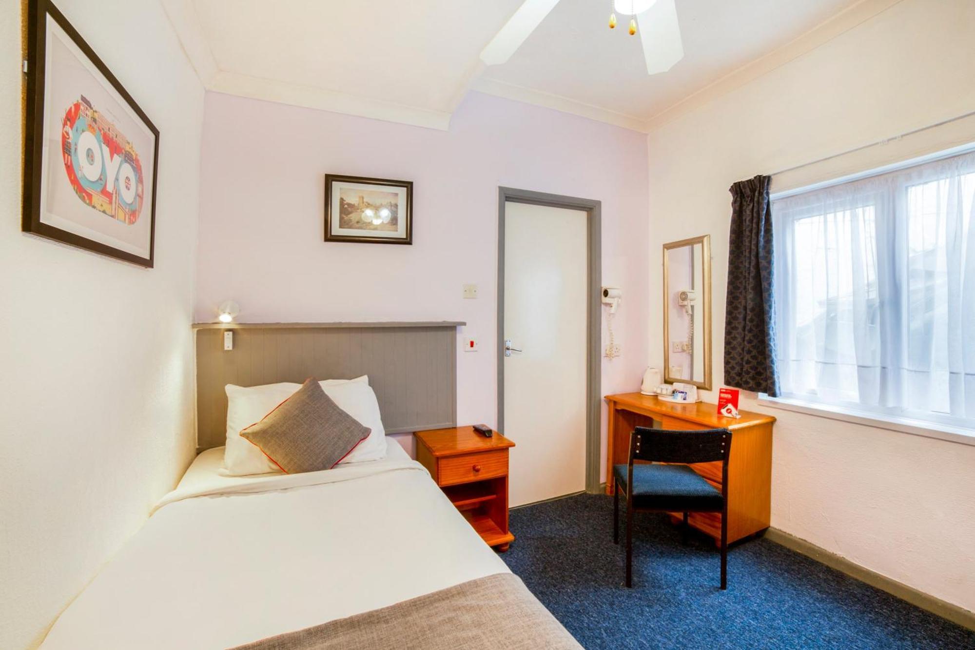 Marina Hotel Sandown Kültér fotó